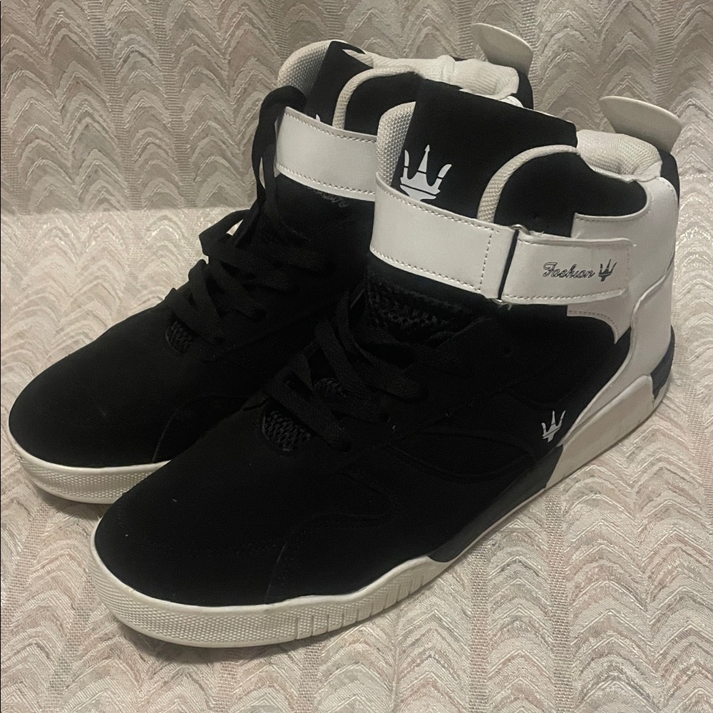 Men's High-Top Fashion Sneakers - Black & White